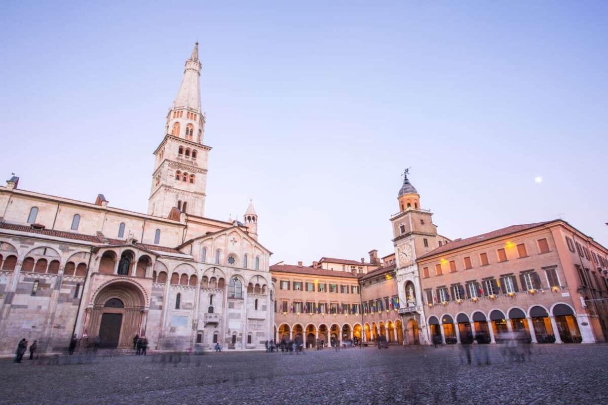 Modena Skyline